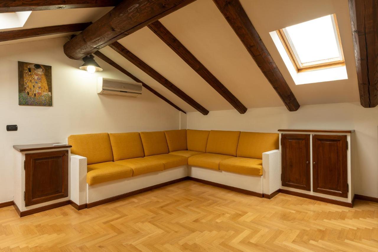 La Morra Flats Apartment Екстериор снимка
